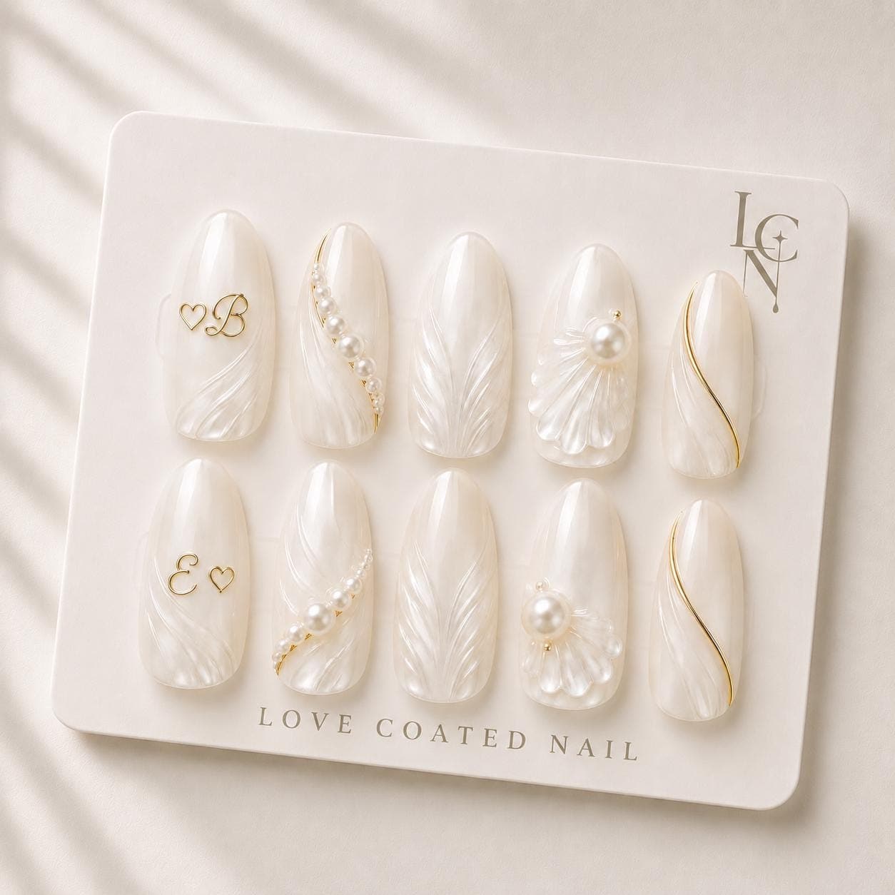 Bridal Nails, Personalized Bridal Press On Nails, Wedding Nails, Custom Initial Nails, Luxury Pearl Wedding Nails, Handmade Almond Nails